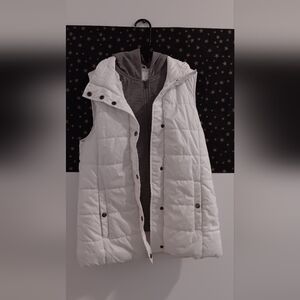 Cute White and Gray sleeveless coat